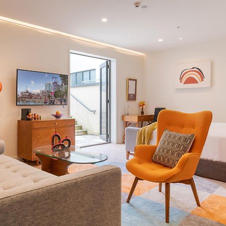 Ohtel Auckland Hotell Eksteriør bilde The interior of a typical apartment