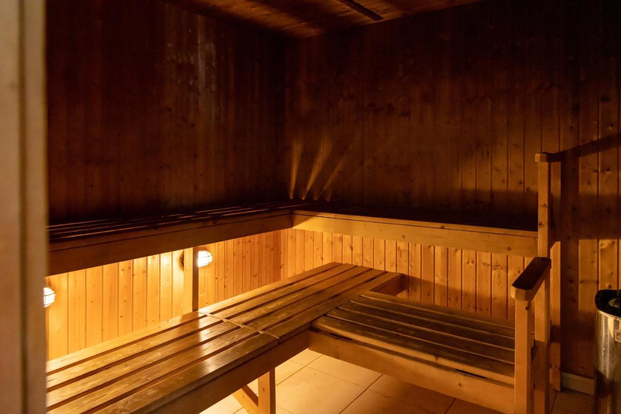 Ohtel Auckland Hotell Eksteriør bilde A Finnish sauna
