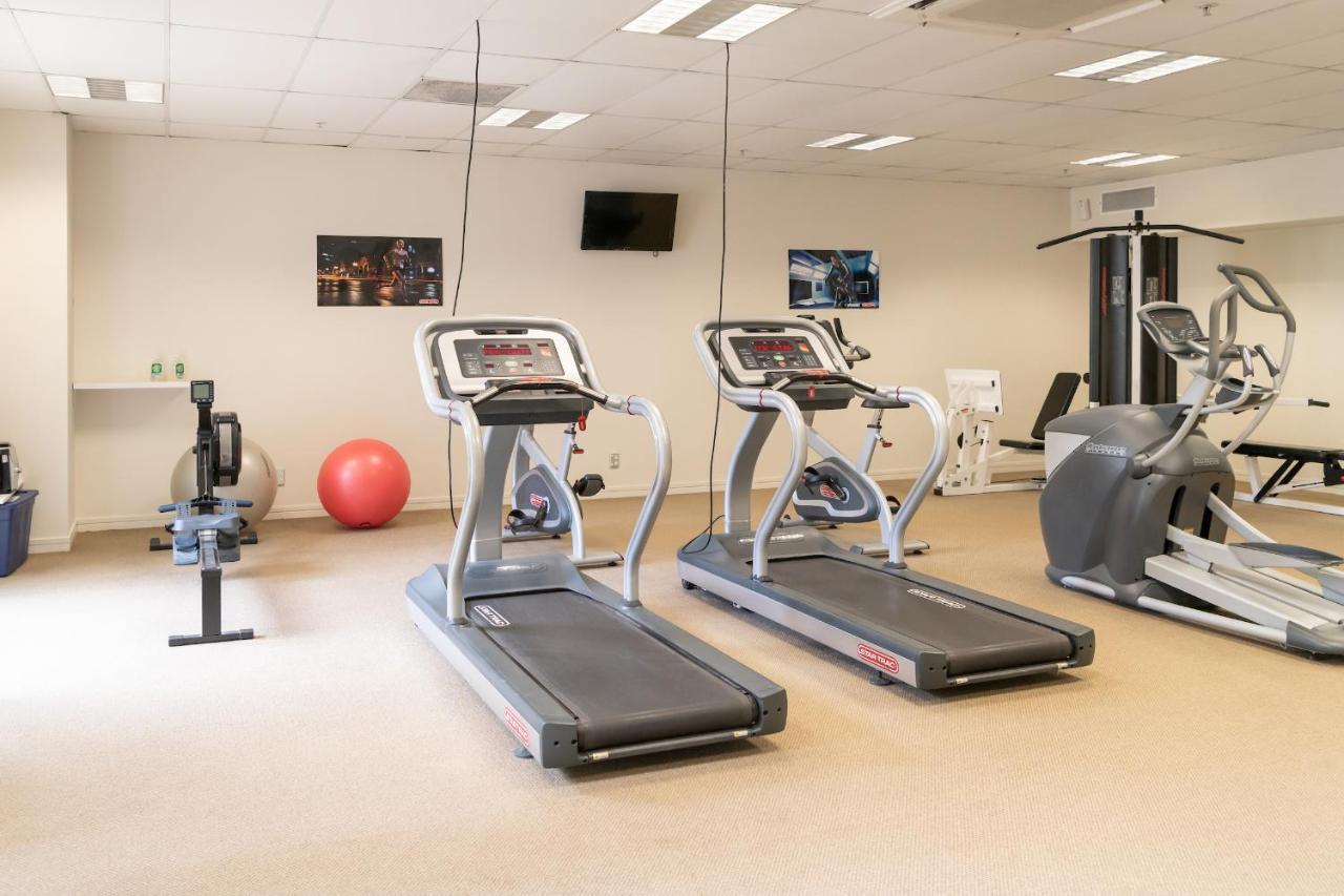 Ohtel Auckland Hotell Eksteriør bilde A gym