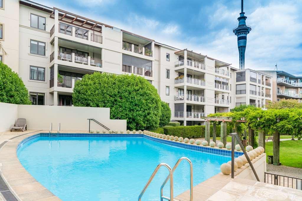 Ohtel Auckland Hotell Fasiliteter bilde The swimming pool at the complex