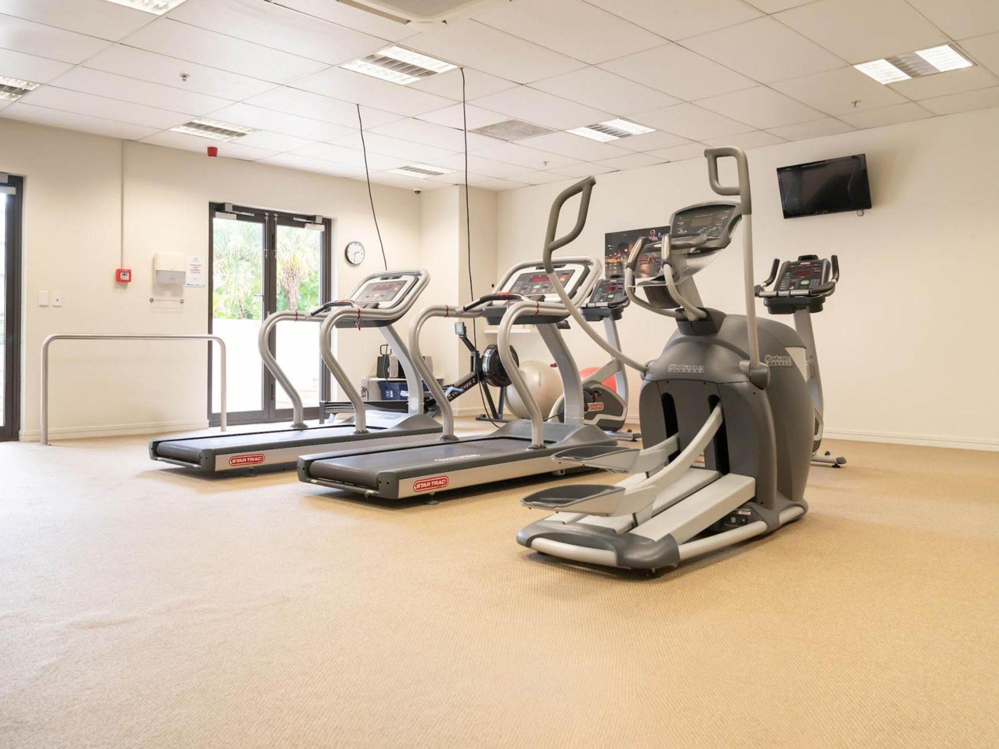 Ohtel Auckland Hotell Eksteriør bilde The gym at the National Rehabilitation Hospital