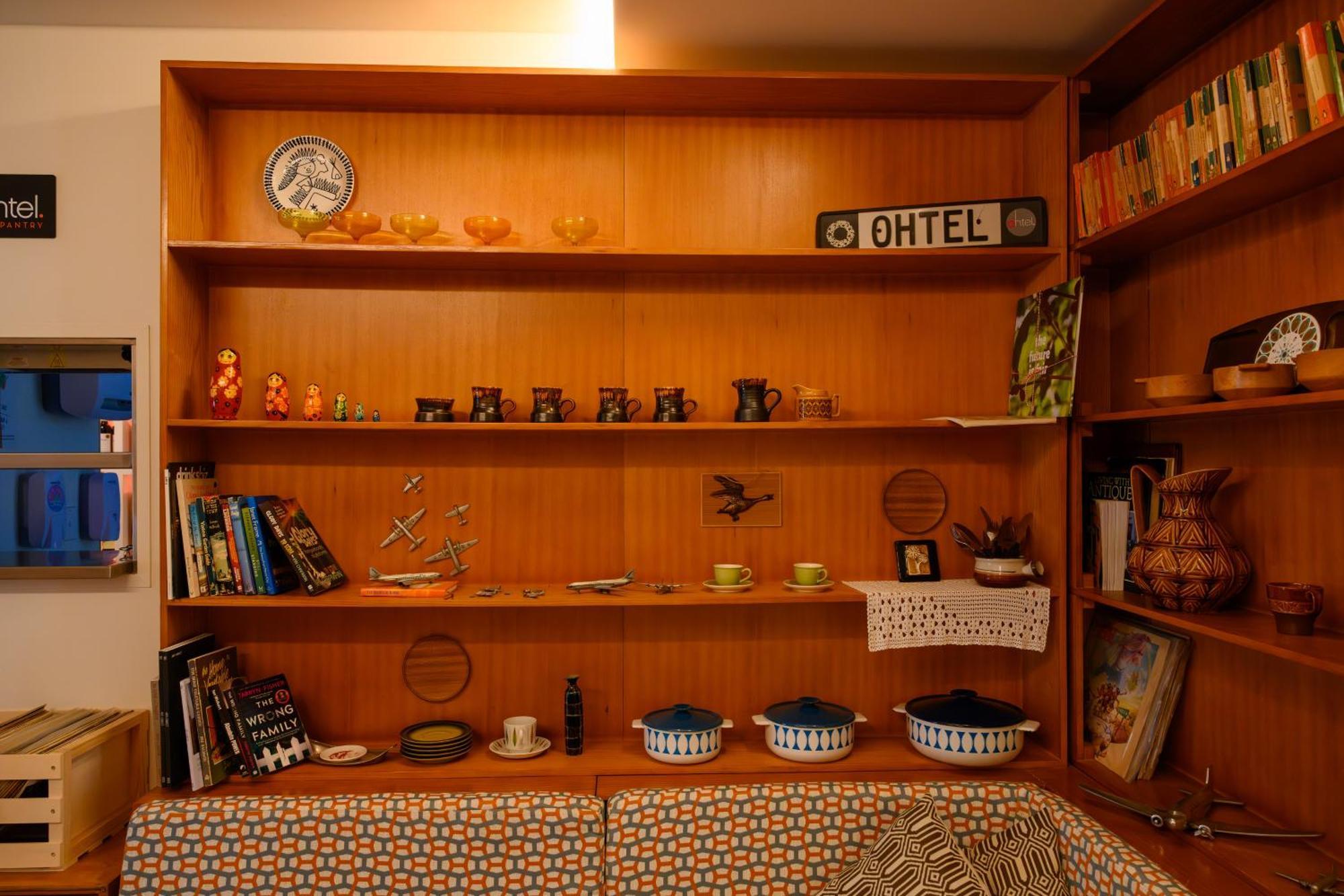 Ohtel Auckland Hotell Eksteriør bilde A typical 1970s kitchen